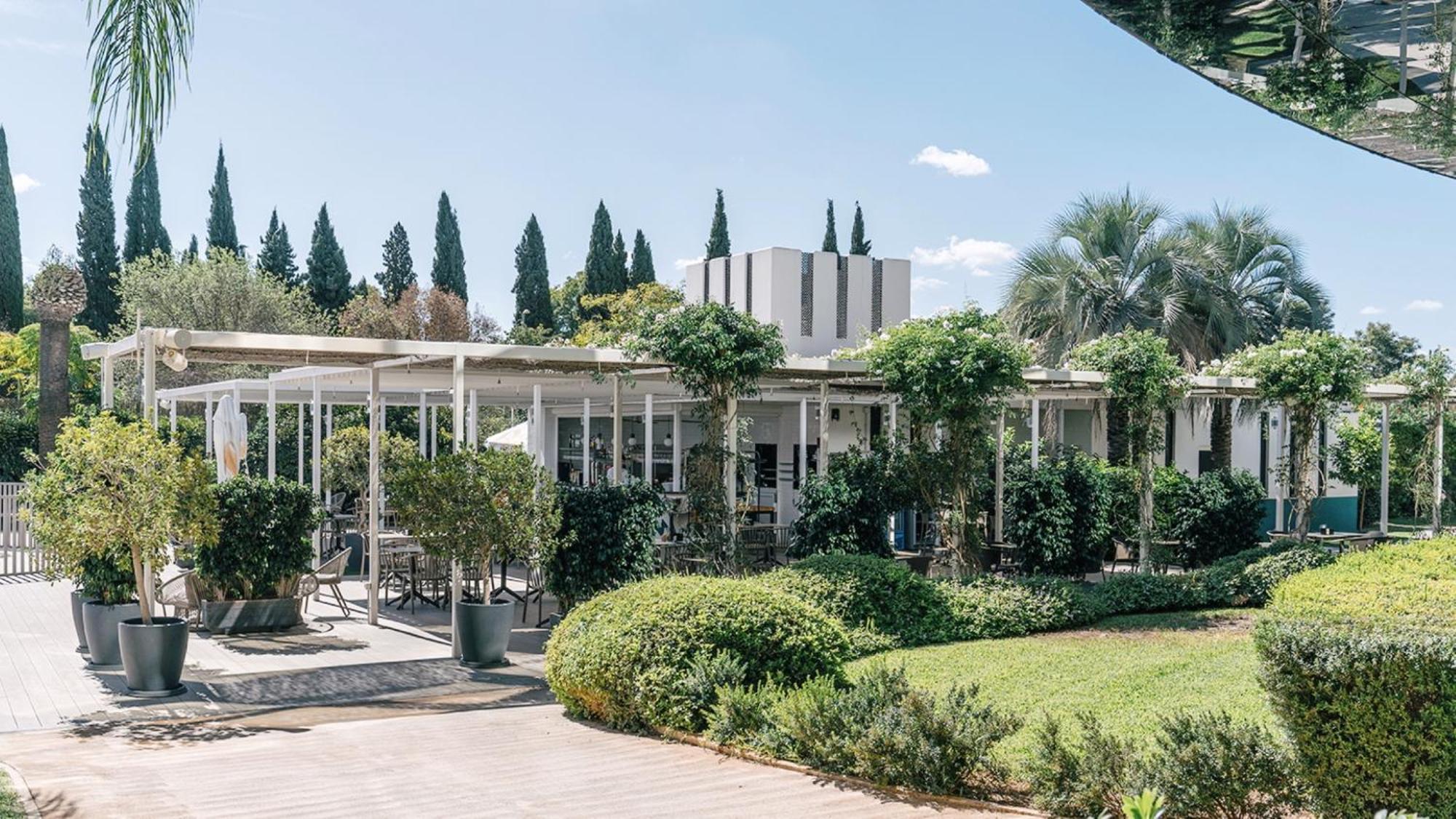 Silken Al-Andalus Palace Hotel Seville Exterior photo